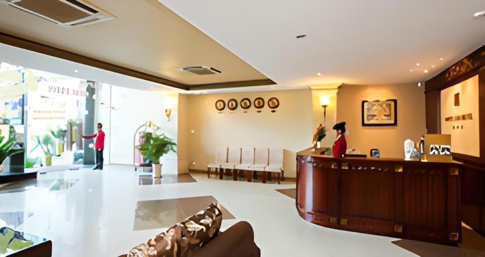 White Lion Hotel Ho Chi Minh City Exterior photo